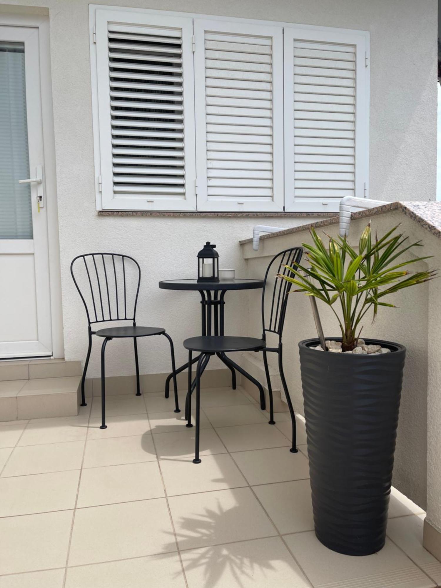 Rab Island Apartmets - Palit Rab Town Exterior photo
